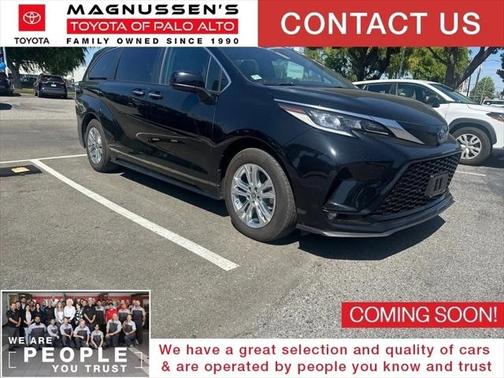 2022 Toyota Sienna XSE 7 Passenger