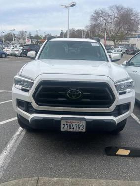 2022 Toyota Tacoma SR