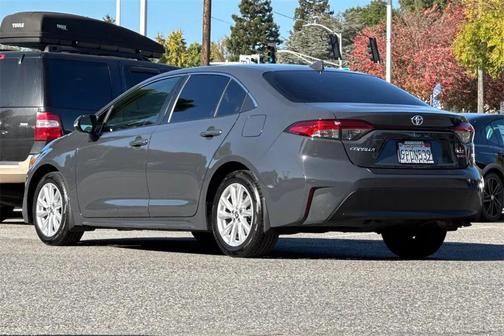 2025 Toyota Corolla XLE