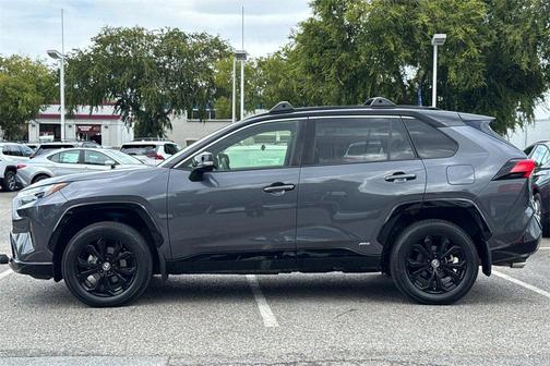 2023 Toyota RAV4 Hybrid SE