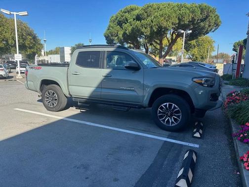 2023 Toyota Tacoma TRD Sport