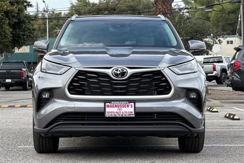 2026 Toyota Highlander XLE