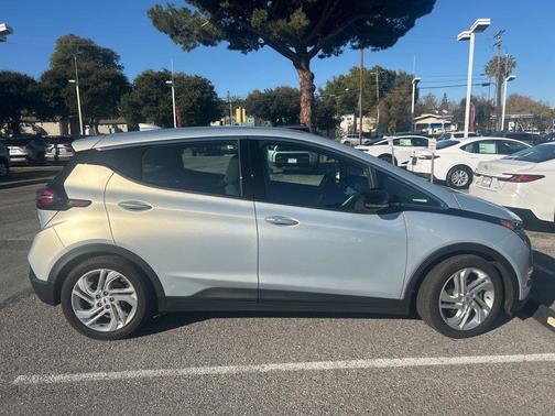 2023 Chevrolet Bolt EV FWD 1LT