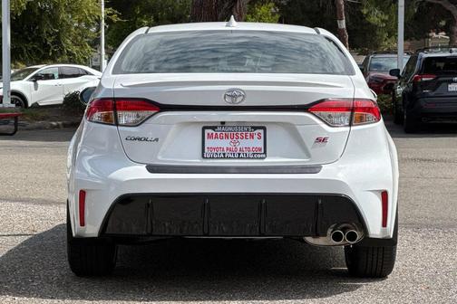 Ice Cap 2026 Toyota Corolla SE