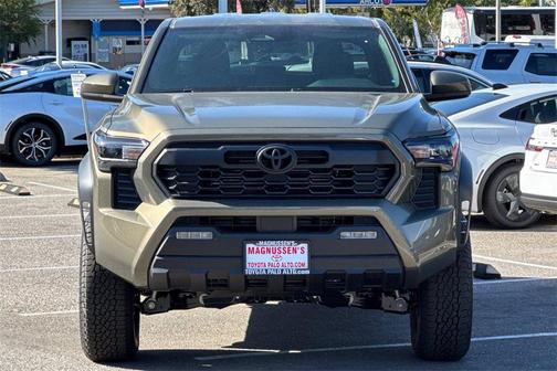 2025 Toyota Tacoma TRD Off Road