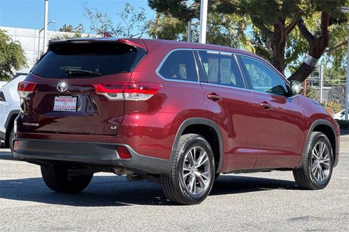 2017 Toyota Highlander LE Plus