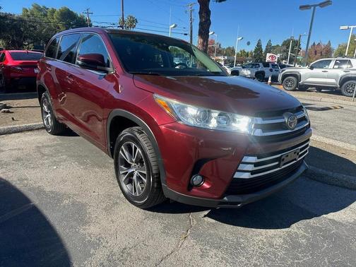 2017 Toyota Highlander LE Plus