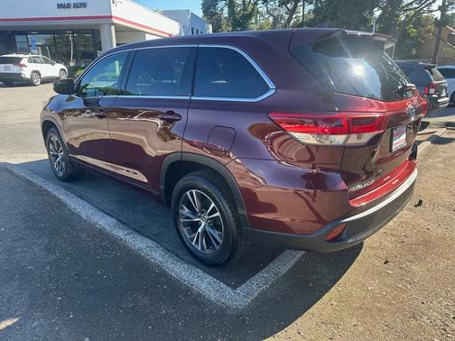 2017 Toyota Highlander LE Plus