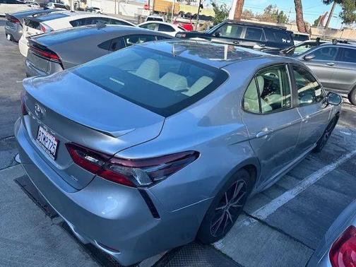 2021 Toyota Camry SE