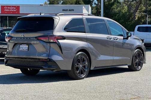 2022 Toyota Sienna XSE 7 Passenger
