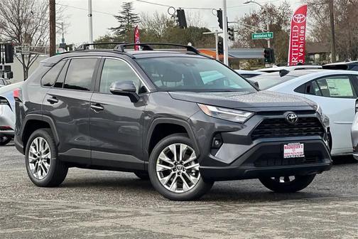 2025 Toyota RAV4 XLE Premium