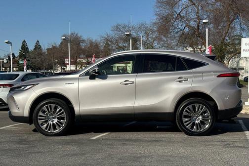 2021 Toyota Venza XLE