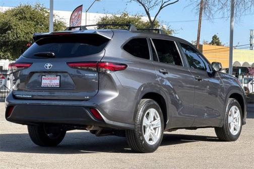 2023 Toyota Highlander Hybrid LE