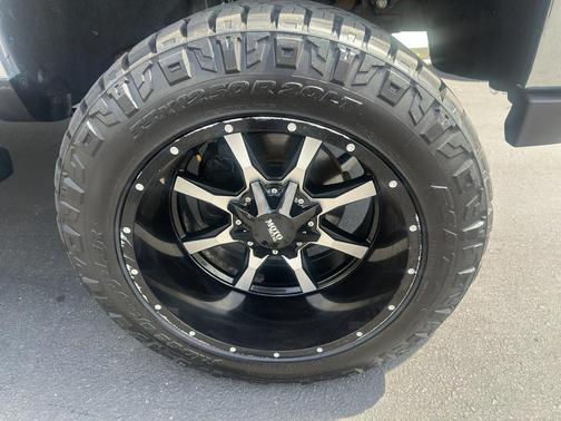 Silver Ice Metallic 2018 Chevrolet Silverado 1500 1LT