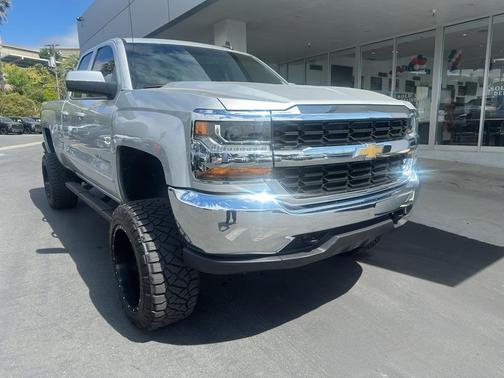 Silver Ice Metallic 2018 Chevrolet Silverado 1500 1LT