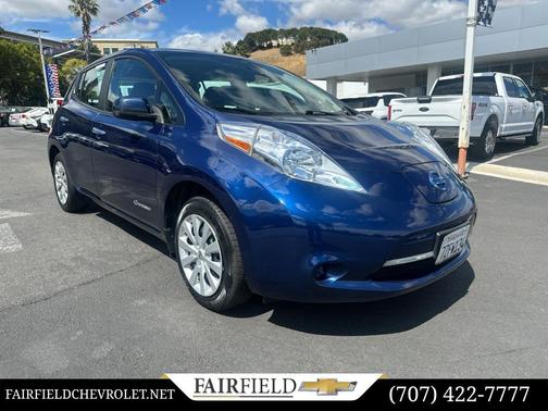 Deep Blue Pearl 2017 Nissan Leaf S