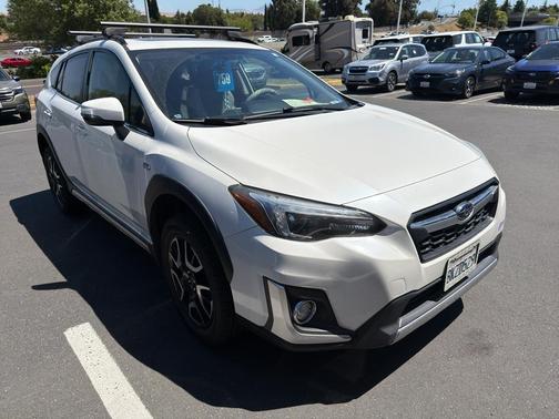 Crystal White Pearl 2019 Subaru Crosstrek Hybrid Base