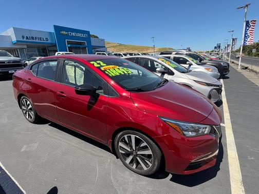 Scarlet Ember Tintcoat 2022 Nissan Versa 1.6 S