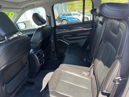 Bright White Clearcoat 2023 Jeep Grand Cherokee 4xe Base