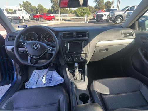 Silk Blue Metallic 2017 Volkswagen Jetta 1.4T SE