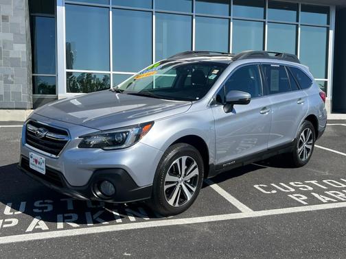 Ice Silver Metallic 2019 Subaru Outback 3.6R Limited