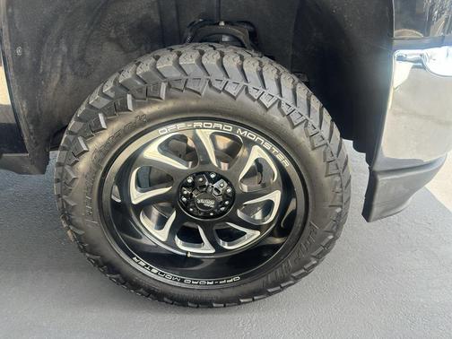 Black 2018 Chevrolet Silverado 1500 1LT