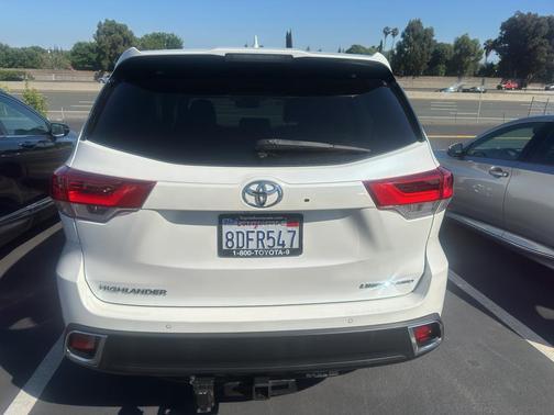 Blizzard Pearl 2018 Toyota Highlander Limited