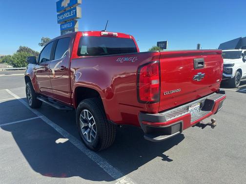 Red Rock Metallic 2016 Chevrolet Colorado LT