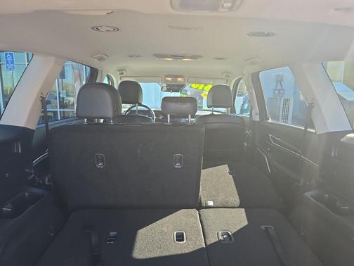 Gravity Gray 2024 Kia Telluride LX