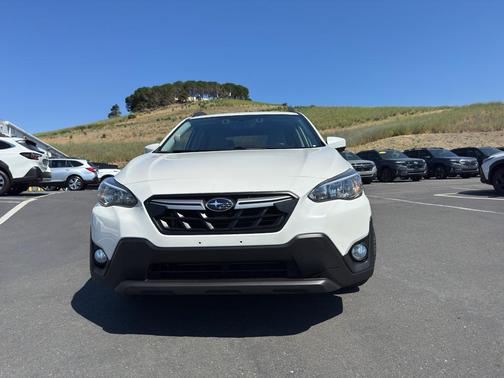 Crystal White Pearl 2022 Subaru Crosstrek Premium