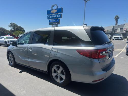 Lunar Silver Metallic 2019 Honda Odyssey EX-L