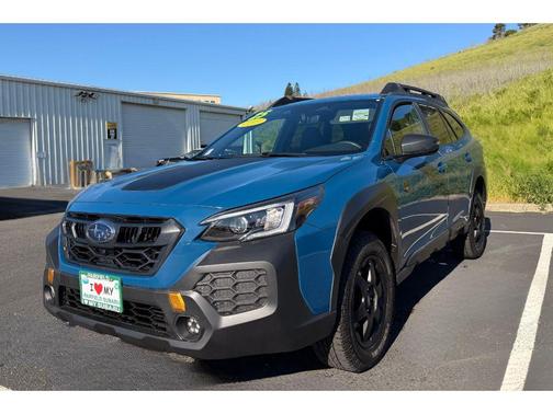 Geyser Blue 2025 Subaru Outback Wilderness