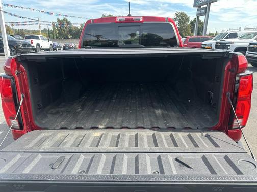 Radiant Red Tintcoat 2023 Chevrolet Colorado Z71