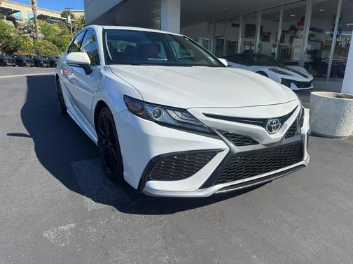 Wind Chill Pearl 2021 Toyota Camry XSE