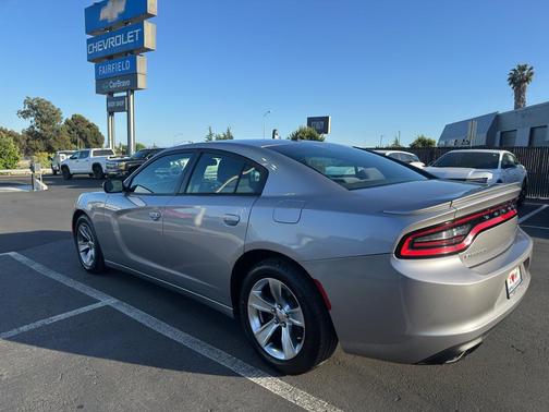 Billet Silver Metallic Clearcoat 2015 Dodge Charger SE
