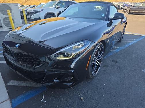 Black Sapphire Metallic 2023 BMW Z4 M40i