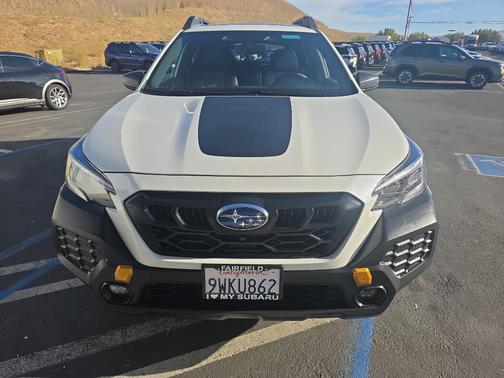 Crystal White Pearl 2025 Subaru Outback Wilderness
