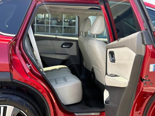 Scarlet Ember Tintcoat 2023 Nissan Rogue SL