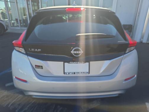 Brilliant Silver Metallic 2025 Nissan Leaf S