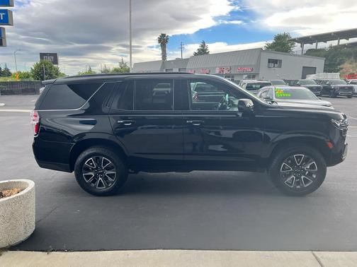 Black 2022 Chevrolet Tahoe 4WD Z71