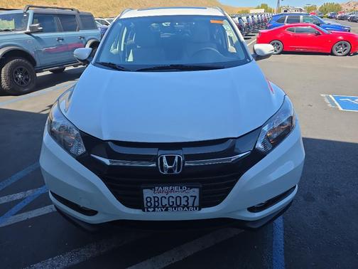 White Orchid Pearl 2018 Honda HR-V EX-L w/Navigation