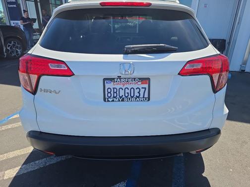 White Orchid Pearl 2018 Honda HR-V EX-L w/Navigation