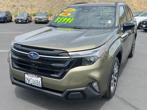 Autumn Green Metallic 2026 Subaru Forester Touring