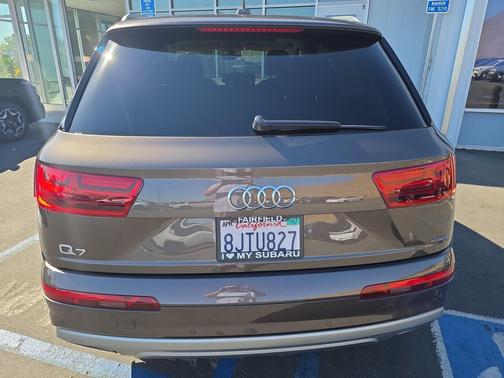 2019 Audi Q7 45 Premium Plus