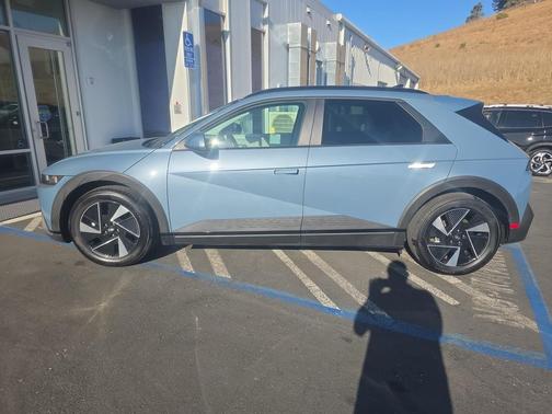 Lucid Blue 2025 Hyundai IONIQ 5 SEL