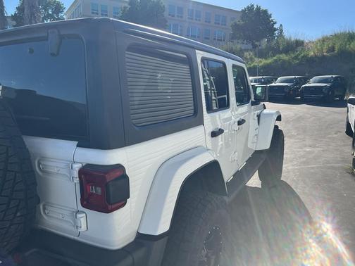 Bright White Clearcoat 2023 Jeep Wrangler 4xe Sahara