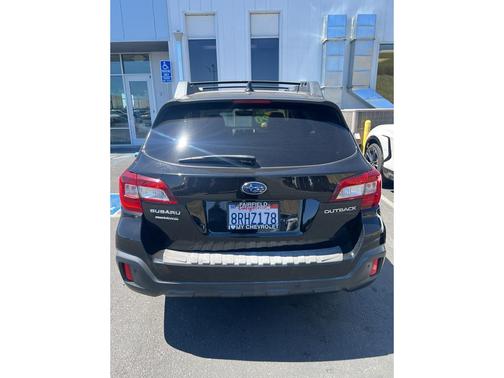 Crystal Black Silica 2019 Subaru Outback 2.5i Limited