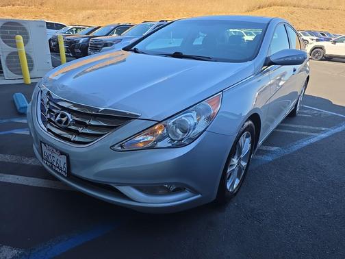 Radiant Silver 2011 Hyundai SONATA Limited