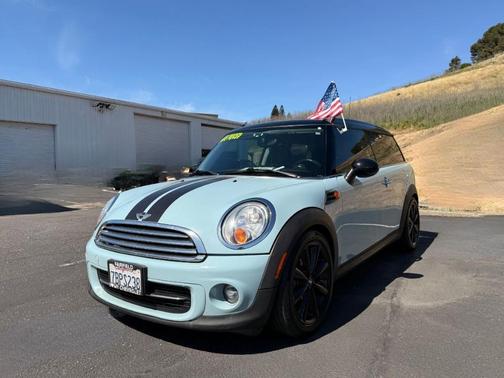 Blue 2013 MINI Clubman Cooper