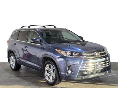 2017 Toyota Highlander Limited